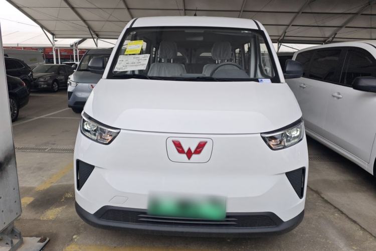 Used Wuling Yangguang 2025 Model 400km Bus Edition—Comfort Edition Front