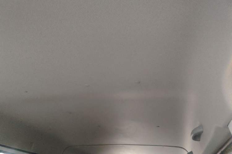Used Wuling Yangguang 2025 Model 400km Bus Edition—Comfort Edition Headliner