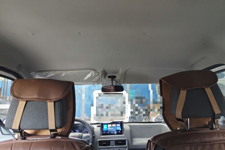 Used Wuling Yangguang 2025 Model 400km Bus Edition—Comfort Edition Headliner