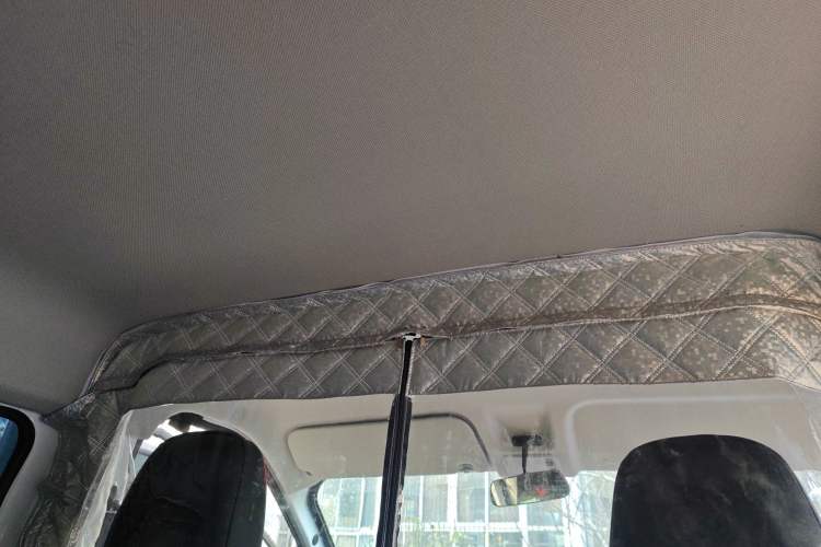 Used Wuling Yangguang 2025 Model 400km Bus Edition—Comfort Edition Headliner