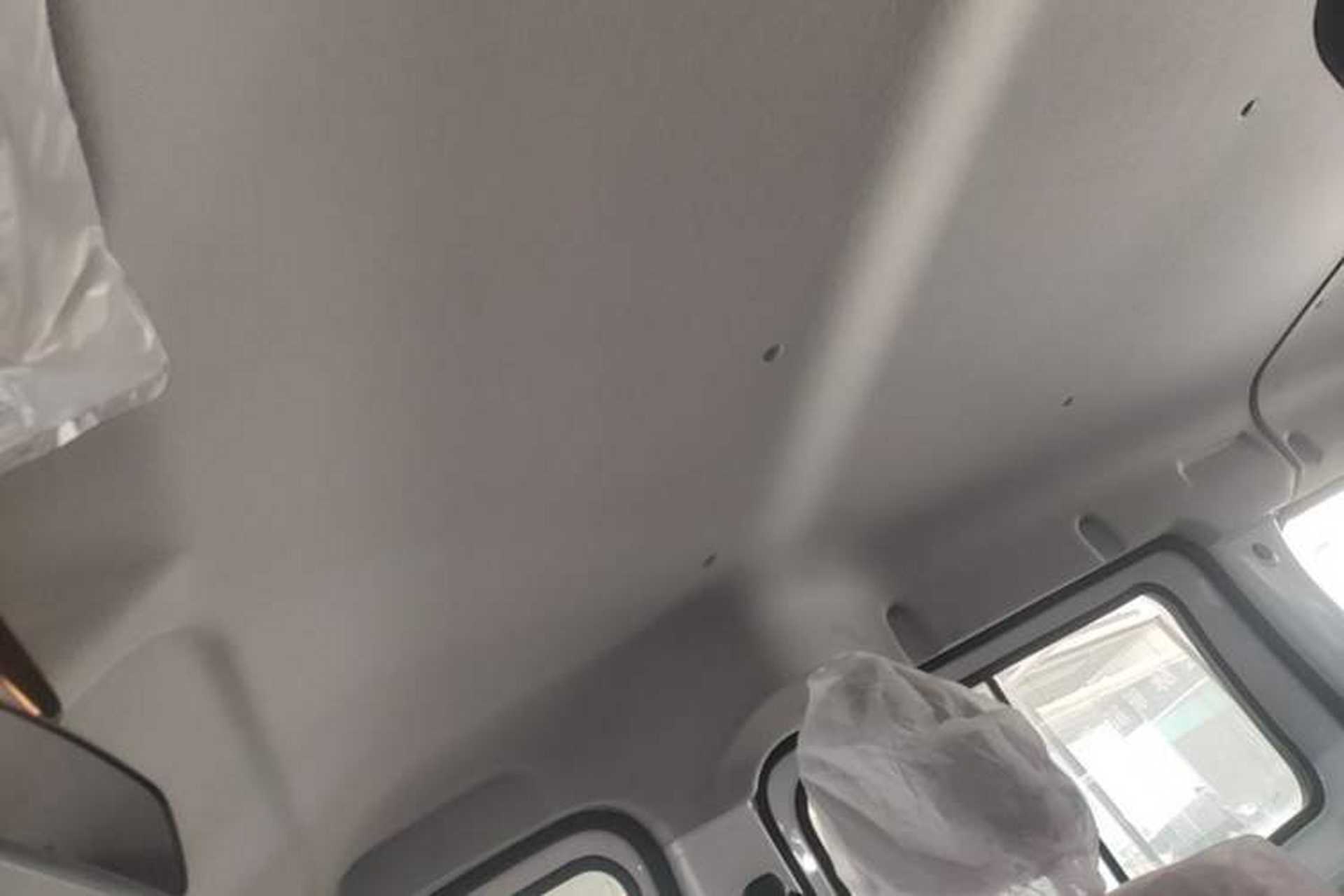Used Wuling Yangguang 2025 Model 400km Bus Edition—Comfort Edition Headliner