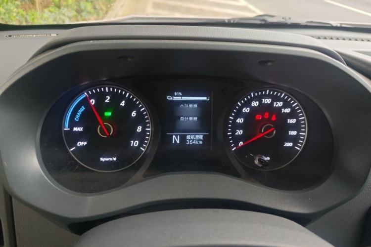 Used Wuling Yangguang 2025 Model 400km Bus Edition—Comfort Edition Instrument Cluster
