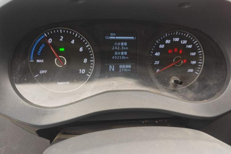 Used Wuling Yangguang 2025 Model 310KM Bus Edition—Customized by CATL Instrument Cluster