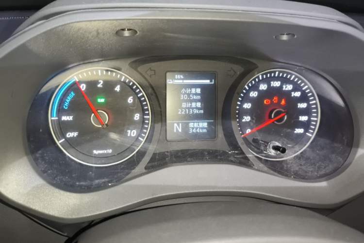 Used Wuling Yangguang 2025 Model 400km Bus Edition—Comfort Edition Instrument Cluster