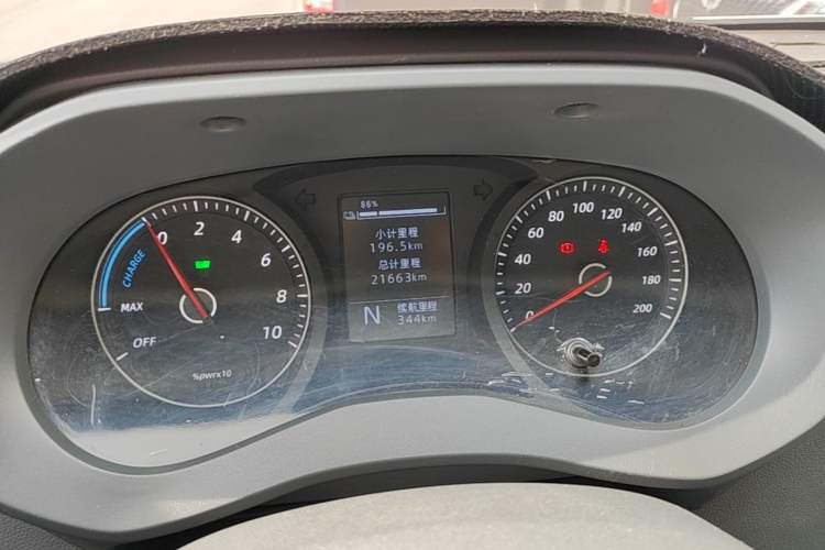 Used Wuling Yangguang 2025 Model 400km Bus Edition—Comfort Edition Instrument Cluster