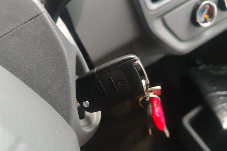 Used Wuling Yangguang 2025 Model 400km Bus Edition—Comfort Edition Interior 1