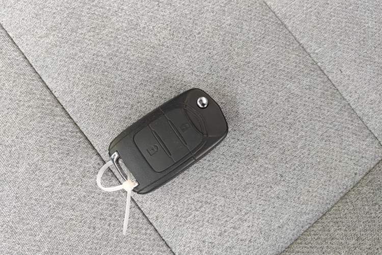 Used Wuling Yangguang 2025 Model 400km Bus Edition—Comfort Edition Interior 1