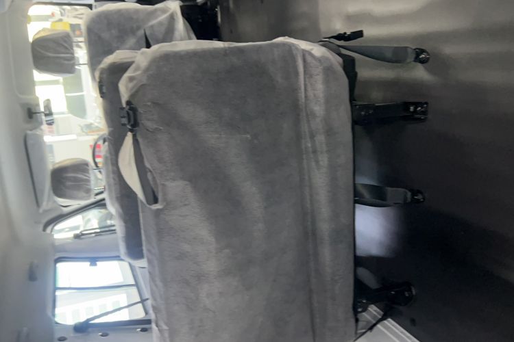 Used Wuling Yangguang 2025 Model 400km Bus Edition—Comfort Edition Interior 2
