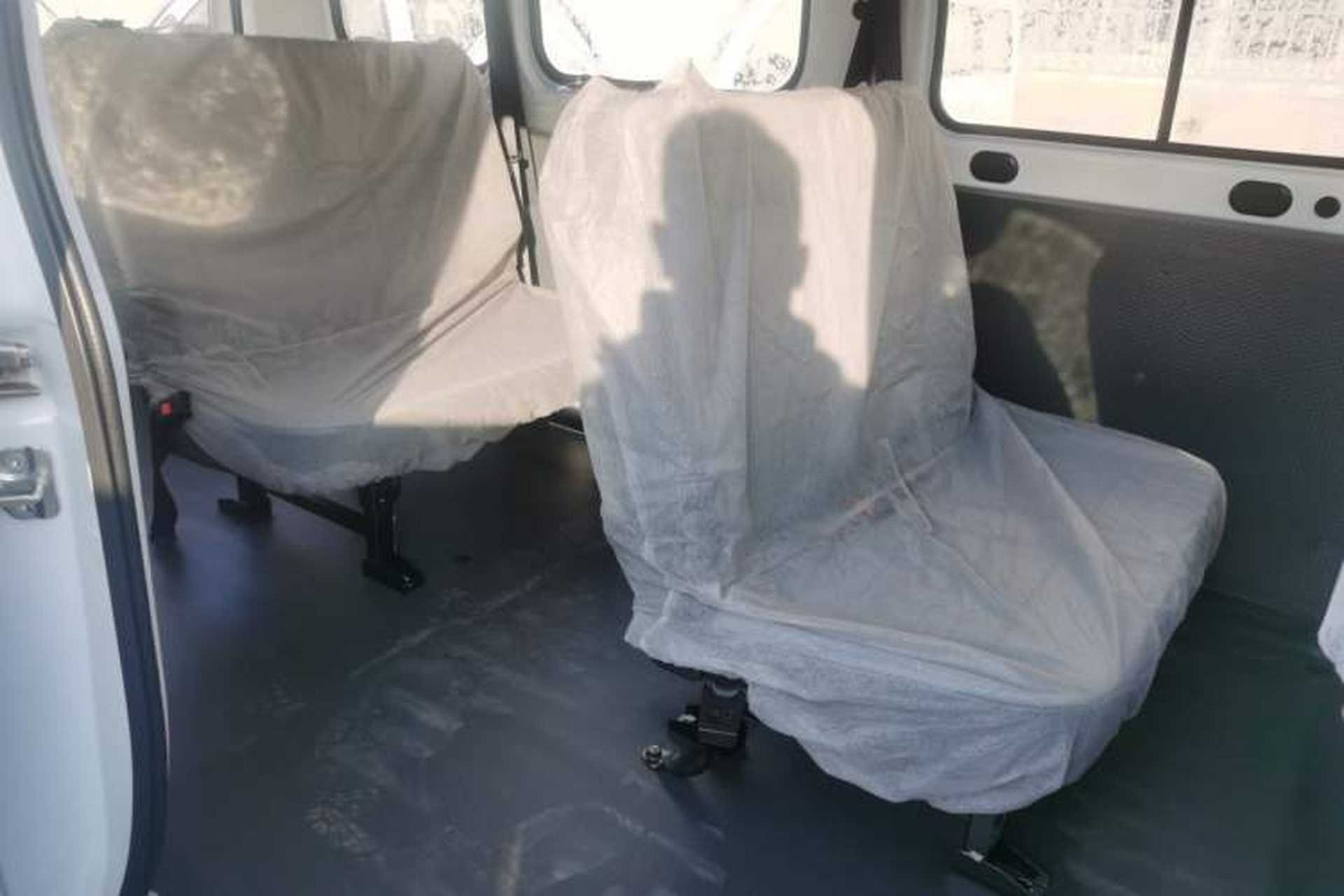 Used Wuling Yangguang 2025 Model 400km Bus Edition—Comfort Edition Left Rear Seat