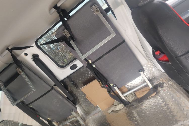 Used Wuling Yangguang 2025 Model 400km Bus Edition—Comfort Edition Left Rear Seat