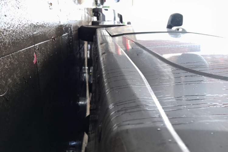 Used Wuling Yangguang 2025 Model 400km Bus Edition—Comfort Edition Left Side Sill