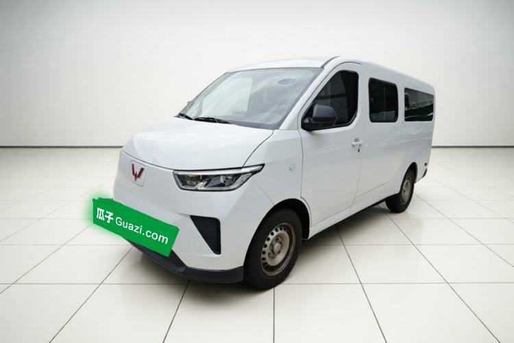 Używany Wuling Yangguang 2025 Model 400km Bus Edition—Comfort Edition Guazi used car, China used car export, Used car for sale, Used cars, Cheapest cars for sale