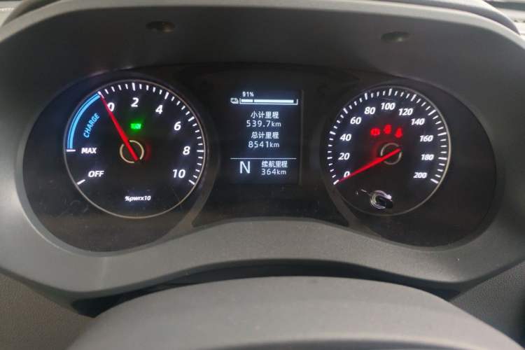 Used Wuling Yangguang 2025 Model 400km Bus Edition—Comfort Edition Odometer Close Up
