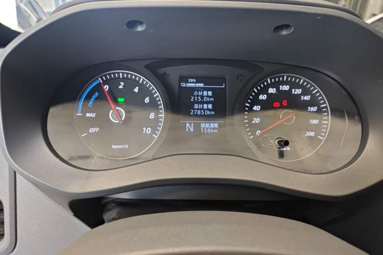 Used Wuling Yangguang 2025 Model 400km Bus Edition—Comfort Edition Odometer Close Up