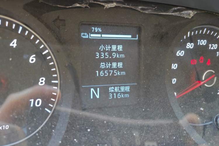 Used Wuling Yangguang 2025 Model 400km Bus Edition—Comfort Edition Odometer Close Up