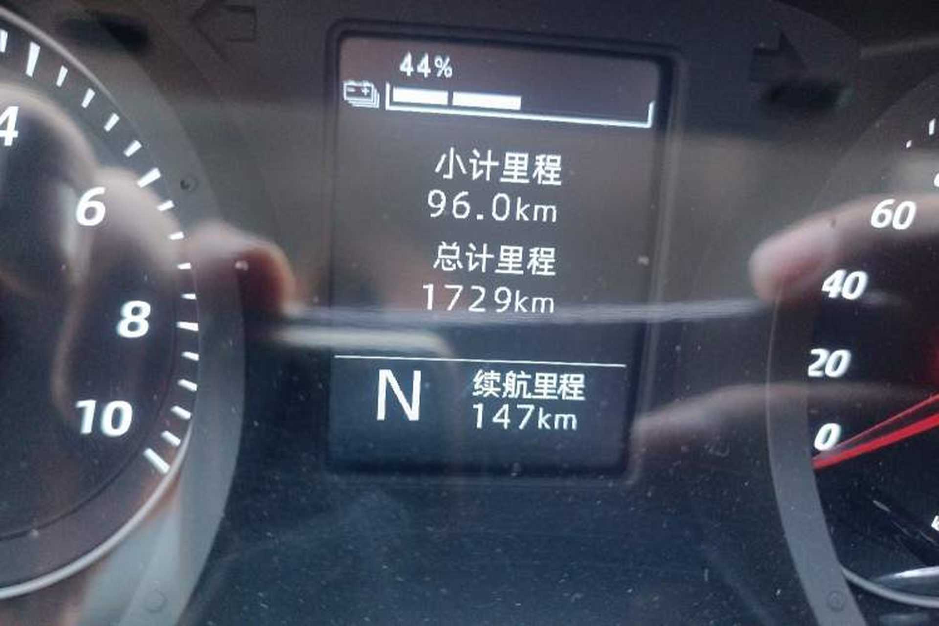 Used Wuling Yangguang 2025 Model 400km Bus Edition—Comfort Edition Odometer Close Up