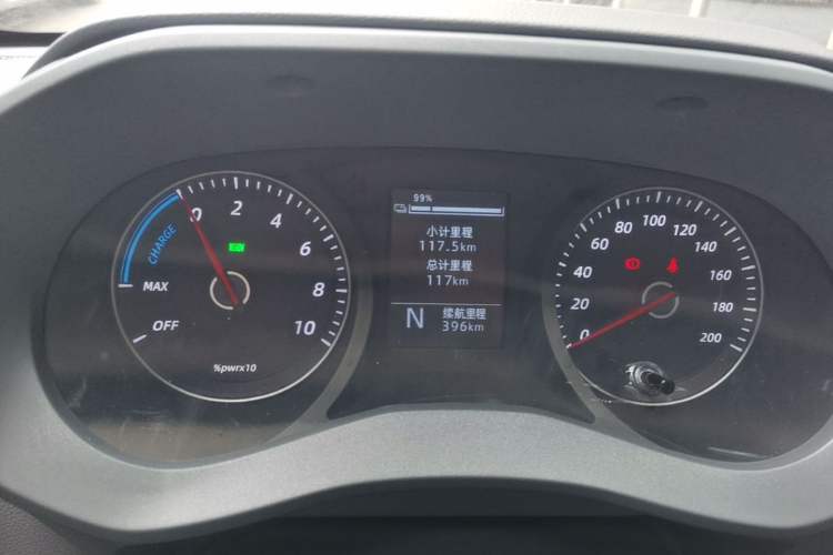 Used Wuling Yangguang 2025 Model 400km Bus Edition—Comfort Edition Odometer Close Up