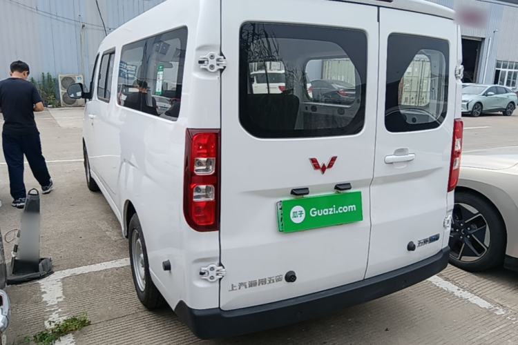 Used Wuling Yangguang 2025 Model 400km Bus Edition—Comfort Edition Rear Left 45 Deg