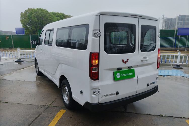 Used Wuling Yangguang 2025 Model 400km Bus Edition—Comfort Edition Rear Left 45 Deg