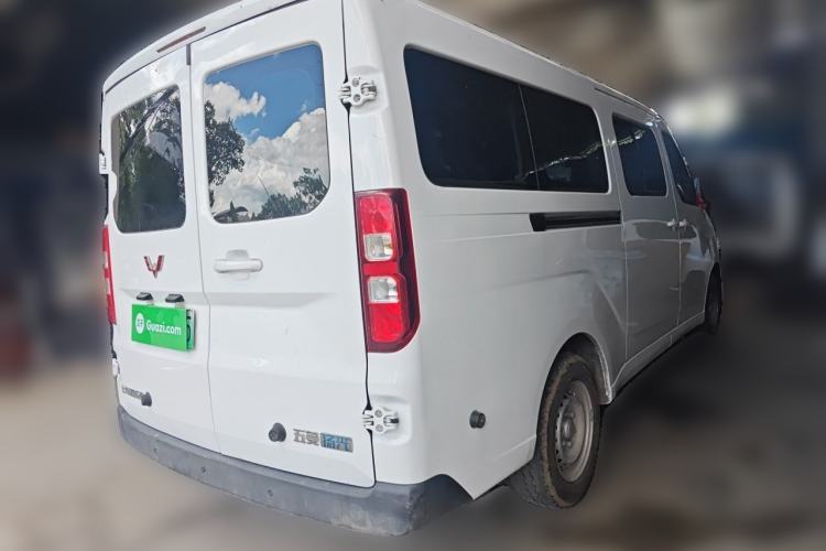 Used Wuling Yangguang 2025 Model 400km Bus Edition—Comfort Edition Rear Right 45 Deg