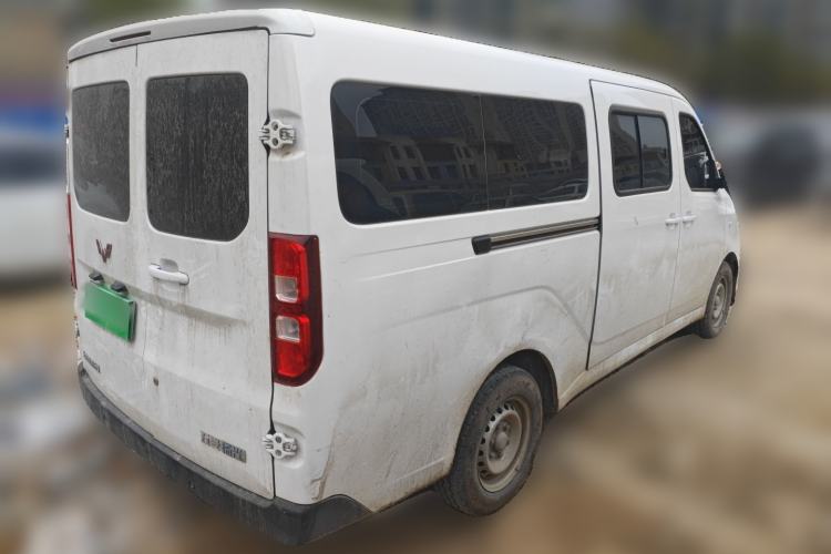 Used Wuling Yangguang 2025 Model 310KM Bus Edition—Customized by CATL Rear Right 45 Deg