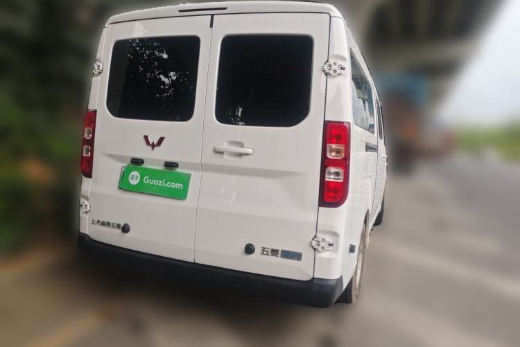 Used Wuling Yangguang 2025 Model 400km Bus Edition—Comfort Edition Rear Right 45 Deg