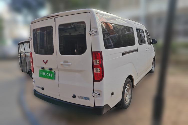 Used Wuling Yangguang 2025 Model 400km Bus Edition—Comfort Edition Rear Right 45 Deg