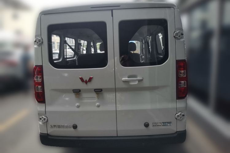 Used Wuling Yangguang 2025 Model 400km Bus Edition—Comfort Edition Rear
