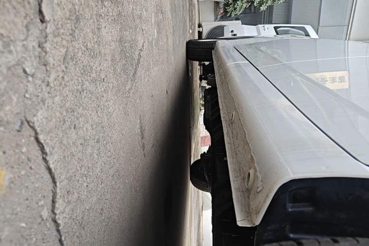 Used Wuling Yangguang 2025 Model 400km Bus Edition—Comfort Edition Right Side Sill