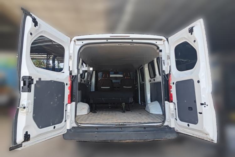 Used Wuling Yangguang 2025 Model 400km Bus Edition—Comfort Edition Trunk