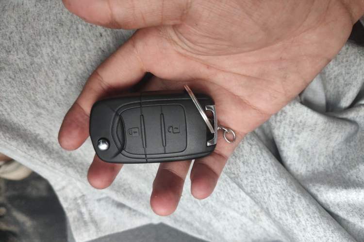 Used Wuling Yangguang 2025 Model 400km Bus Edition—Comfort Edition Vehicle Key