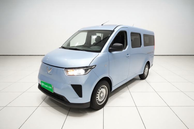 Wuling Yangguang 2025 Model 400km Bus Edition—Comfort Edition