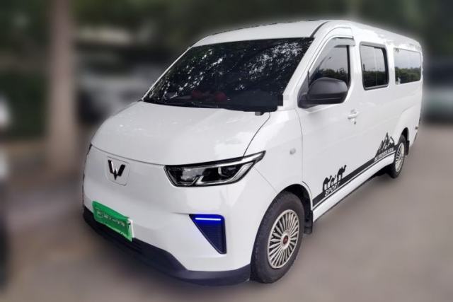 Used Wuling Yangguang 2025 Model 400km Bus Edition—Comfort Edition
