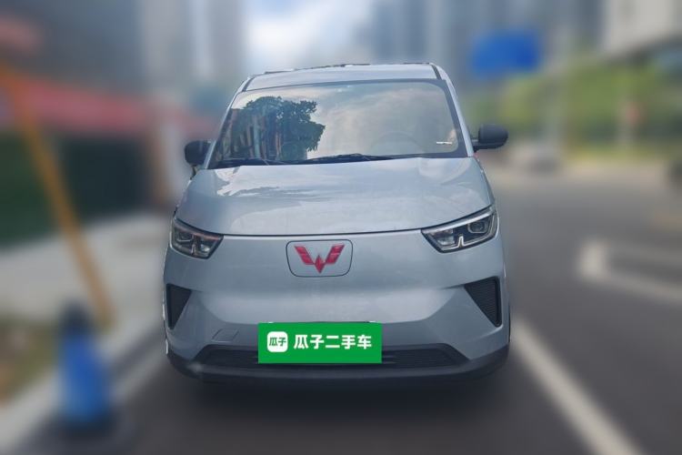 Used Wuling Yangguang 2026 Model, 440km Bus Comfort Edition, 6 Seats Front