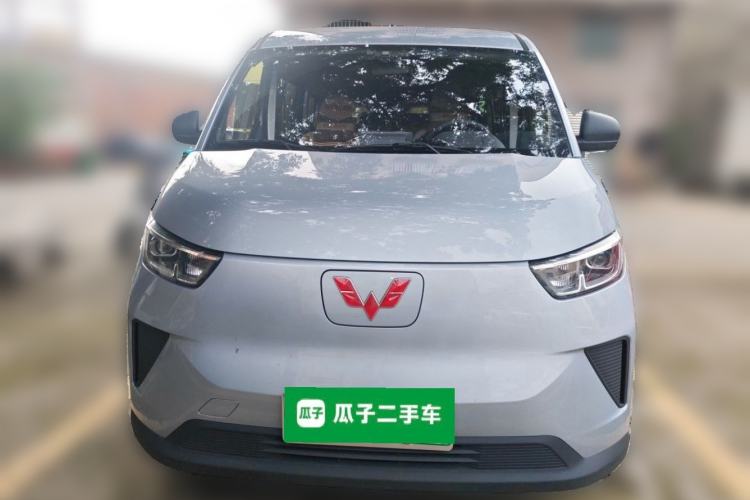 Used Wuling Yangguang 2026 Model, 440km Bus Comfort Edition, 6 Seats Front