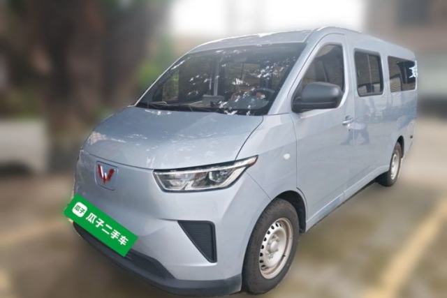 Used Wuling Yangguang 2026 Model, 440km Bus Comfort Edition, 6 Seats