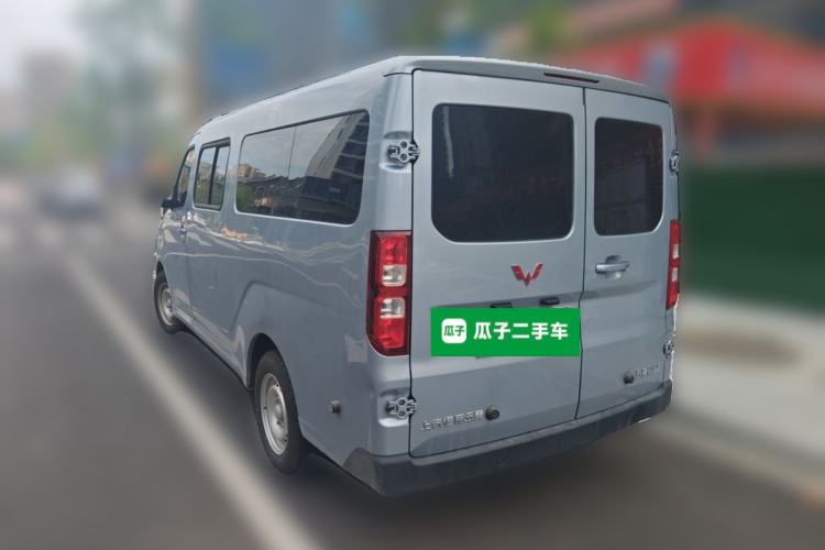 Used Wuling Yangguang 2026 Model, 440km Bus Comfort Edition, 6 Seats Rear Left 45 Deg