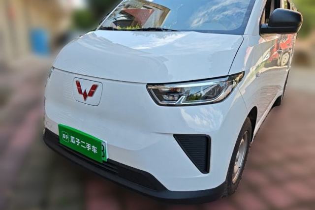 Used Wuling Yangguang 2026 Model, 440km Bus Comfort Edition, 6 Seats