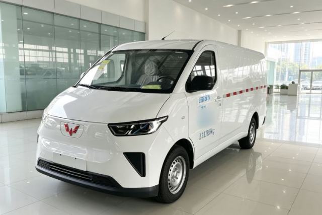 Used Wuling Yangguang 2026 Model, 300km Window-Sealed Practical Edition