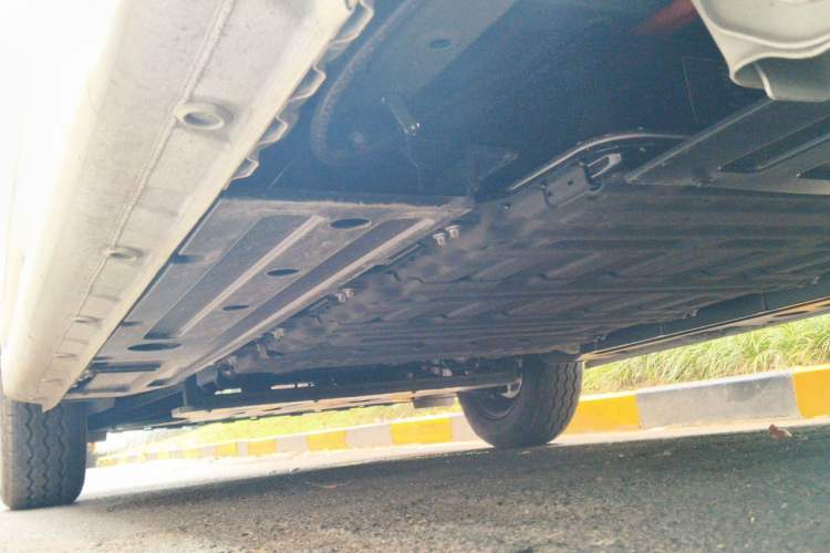 Used Wuling Yangguang 2026 Model, 340km Bus CATL Custom Edition Chassis Rear Left
