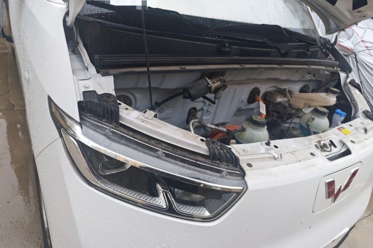 Used Wuling Yangguang 2026 Model, 440km Bus Comfort Edition, 6 Seats Engine Bay Right