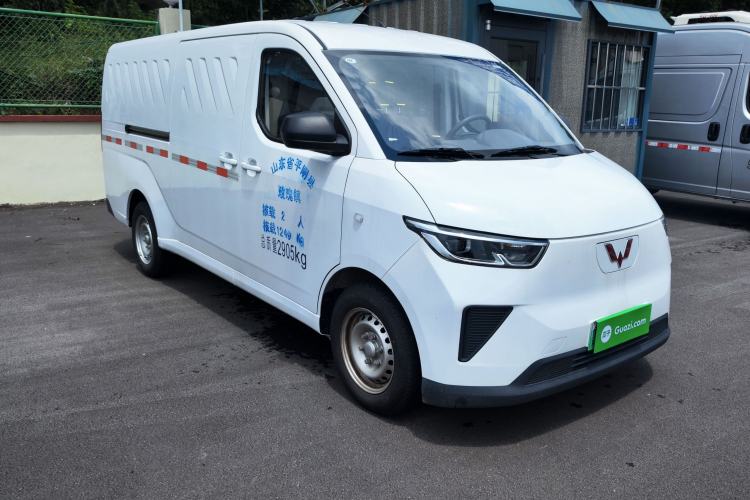 Used Wuling Yangguang 2026 Model, 300km Window-Sealed Comfort Edition Exterior 1
