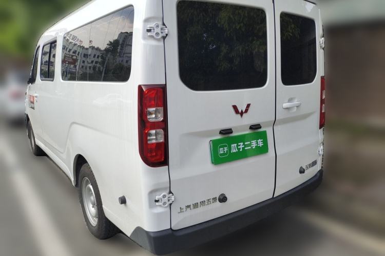 Used Wuling Yangguang 2026 Model, 440km Bus Comfort Edition, 6 Seats Exterior 3