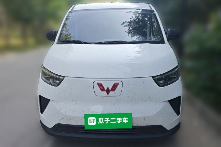 Used Wuling Yangguang 2026 Model, 440km Bus Comfort Edition, 6 Seats Front