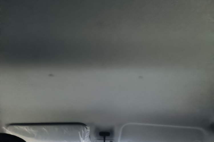 Used Wuling Yangguang 2026 Model, 330km Bus Comfort Edition Headliner