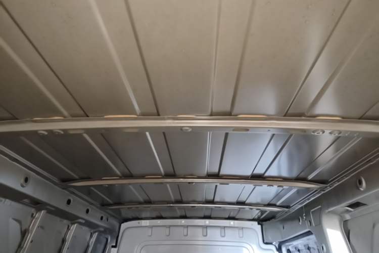 Used Wuling Yangguang 2026 Model, 300km Window-Sealed Practical Edition Headliner