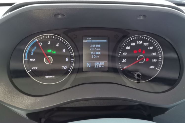 Used Wuling Yangguang 2026 Model, 330km Bus Comfort Edition Instrument Cluster