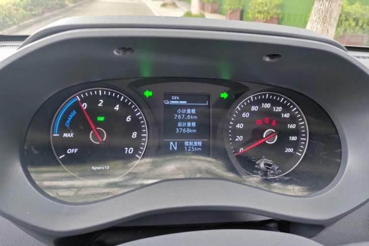 Used Wuling Yangguang 2026 Model, 330km Bus Comfort Edition Instrument Cluster