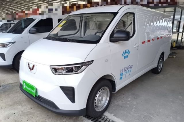 Used Wuling Yangguang 2026 Model, 300km Window-Sealed Practical Edition