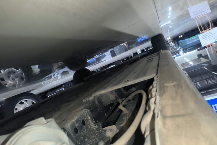 Used Wuling Yangguang 2026 Model, 330km Bus Comfort Edition Left Side Sill